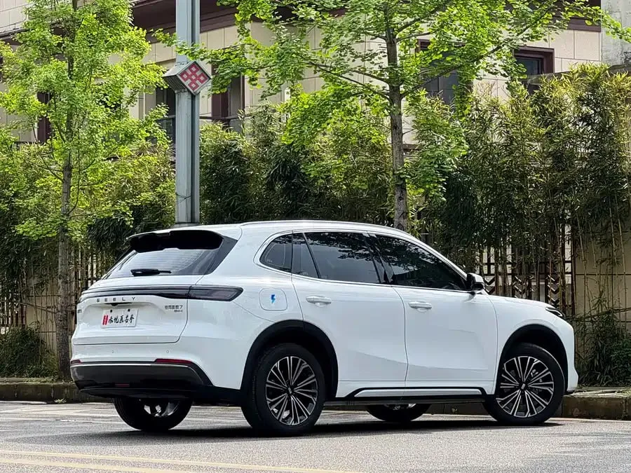 GEELY GALAXY STARSHIP 7 2025