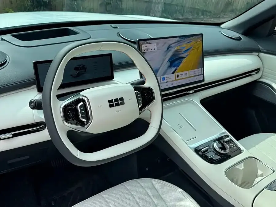 GEELY GALAXY STARSHIP 7 2025