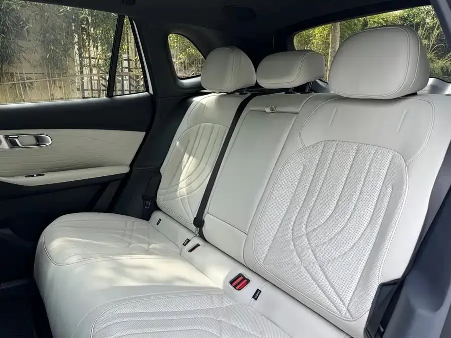 GEELY GALAXY STARSHIP 7 2025