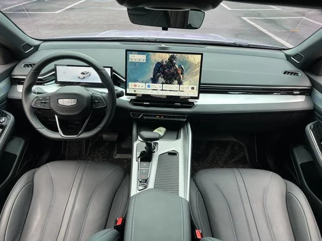 GEELY XINGRUI 1.5T ORIENTAL SHINING KUNLUN EDITION 2025