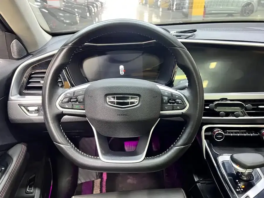 GEELY TUGELLA 2022