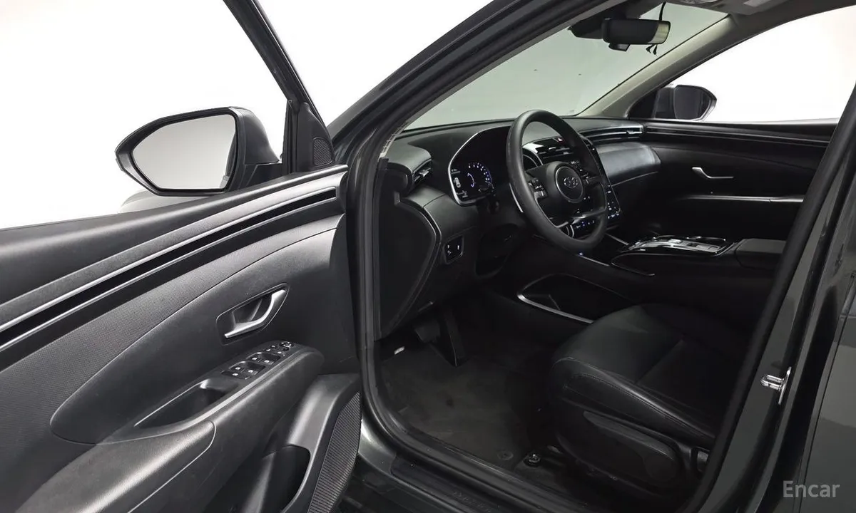 HYUNDAI TUCSON NX4 2021