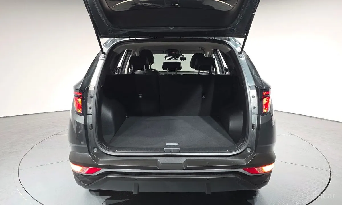 HYUNDAI TUCSON NX4 2021