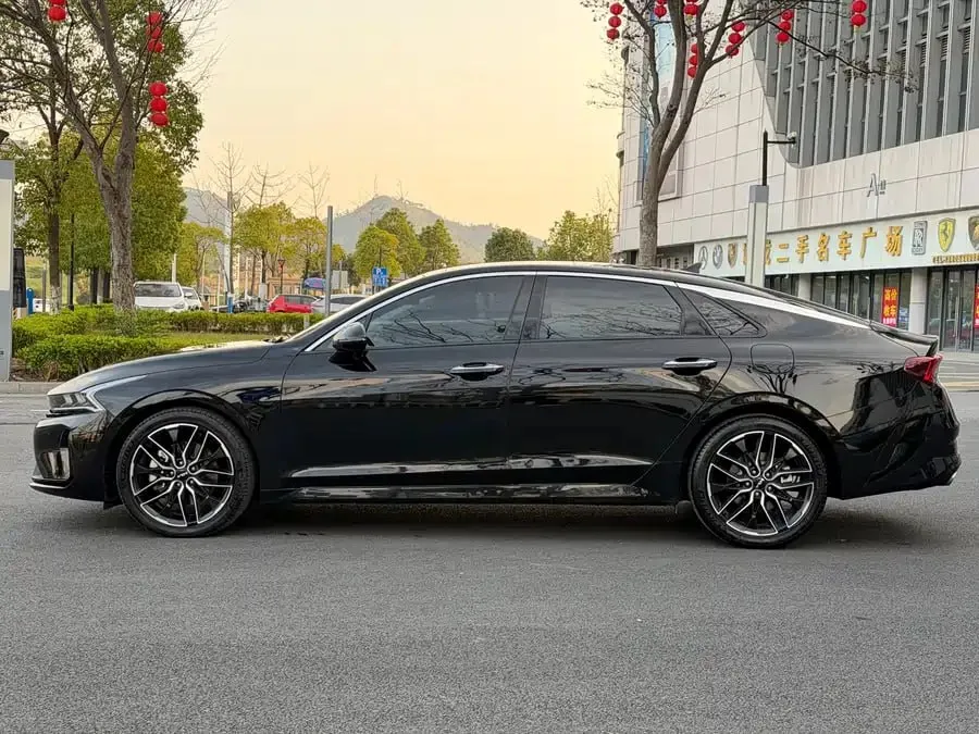 KIA K5 GT-LINE 2022