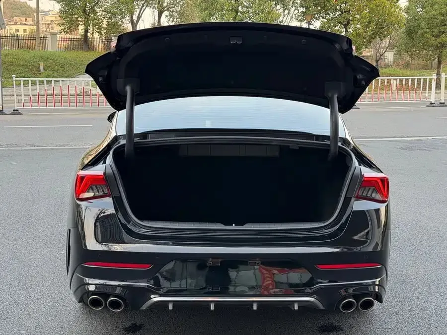 KIA K5 GT-LINE 2022