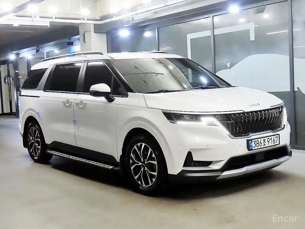 KIA CARNIVAL 2021
