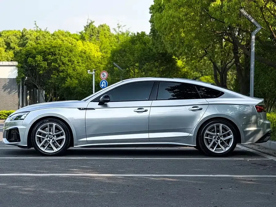 AUDI A5 SPORTBACK 2022