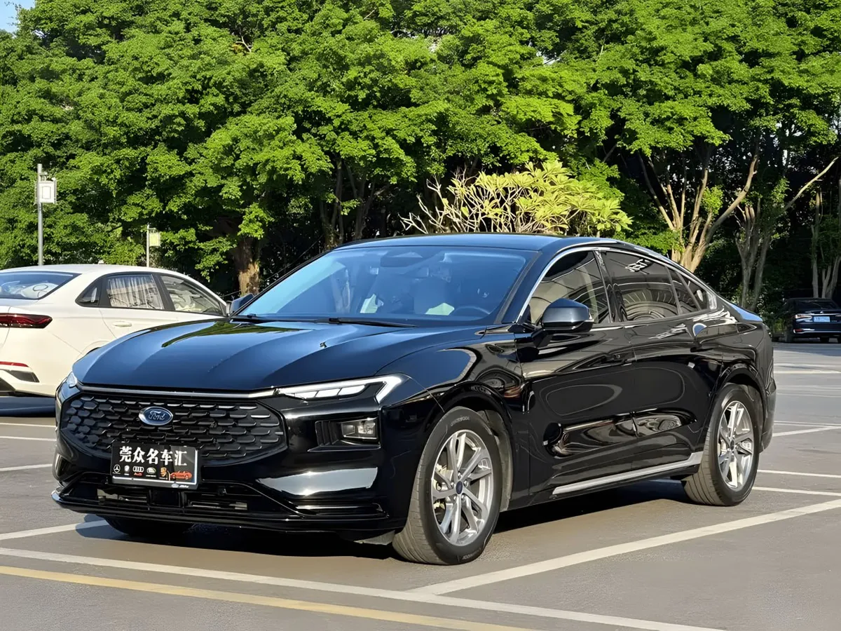 FORD MONDEO 2.0T ECOBOOST 245 LUXURY 2023
