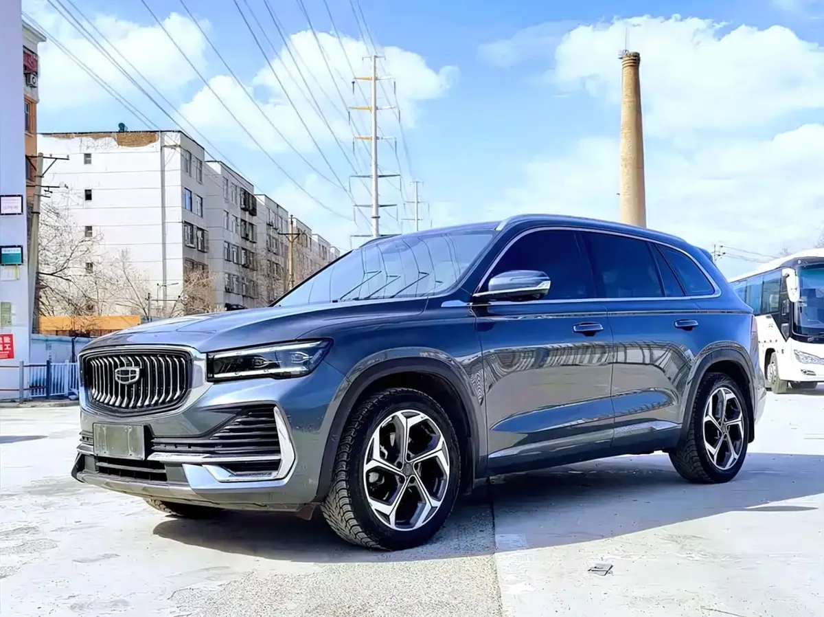 GEELY MONJARO HIGH-POWER AUTOMATIC TWO-WHEEL DRIVE FLAGSHIP EDITION 2023