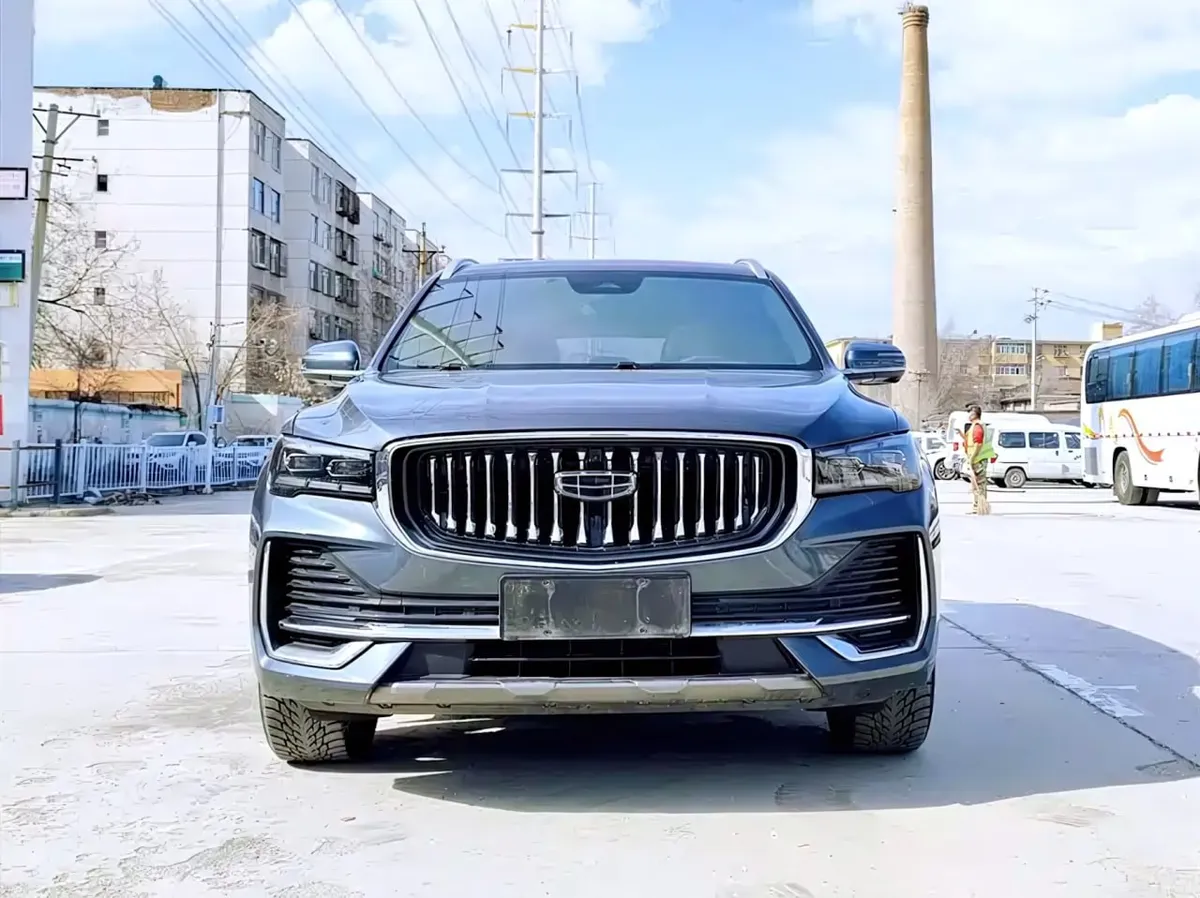 GEELY MONJARO HIGH-POWER AUTOMATIC TWO-WHEEL DRIVE FLAGSHIP EDITION 2023
