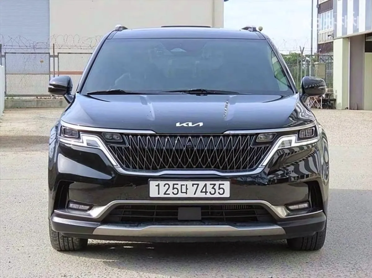 KIA CARNIVAL NOBLESSE 2022