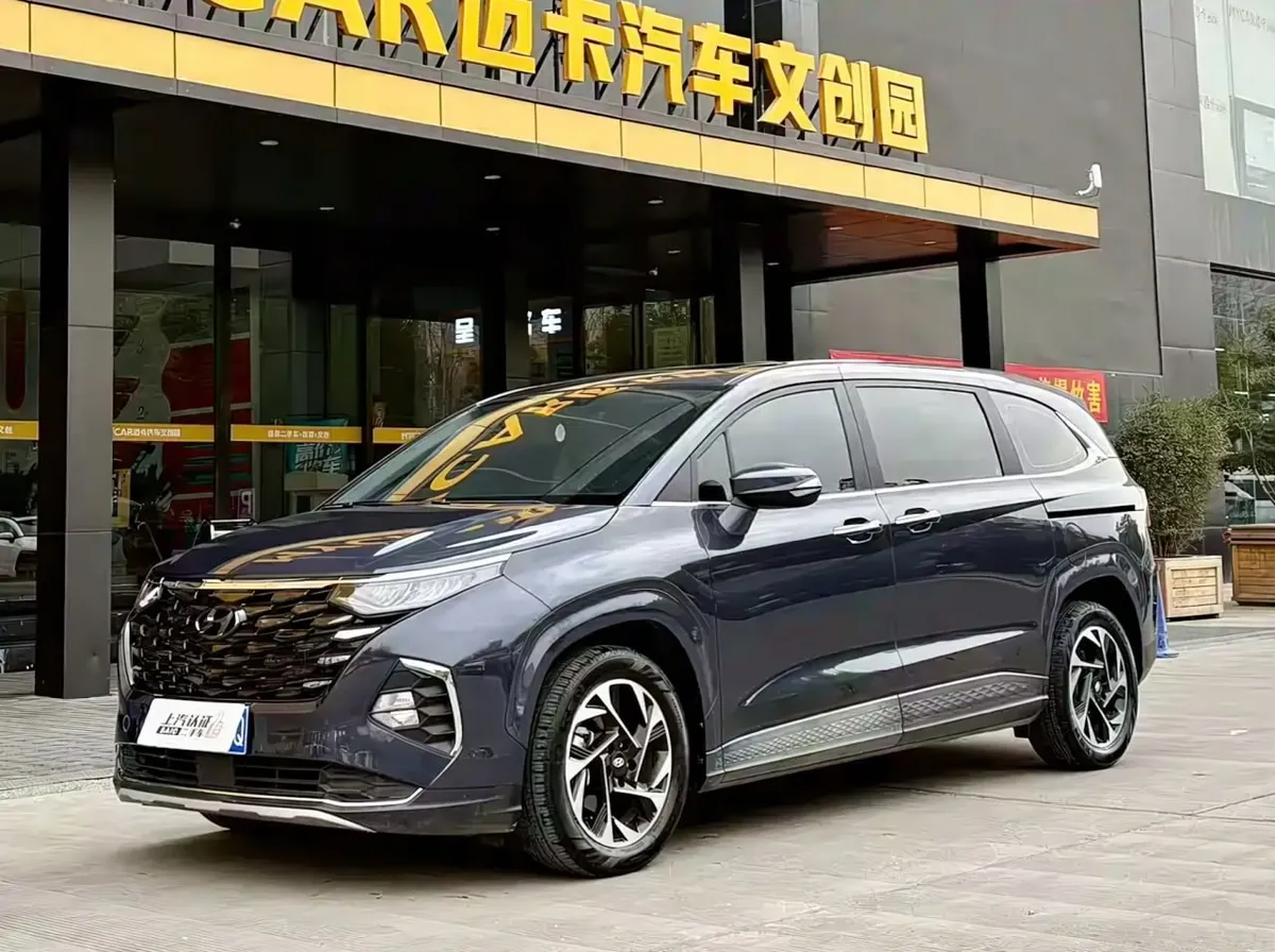 HYUNDAI CUSTO 270TGDI PREMIUM EDITION LUX 2023