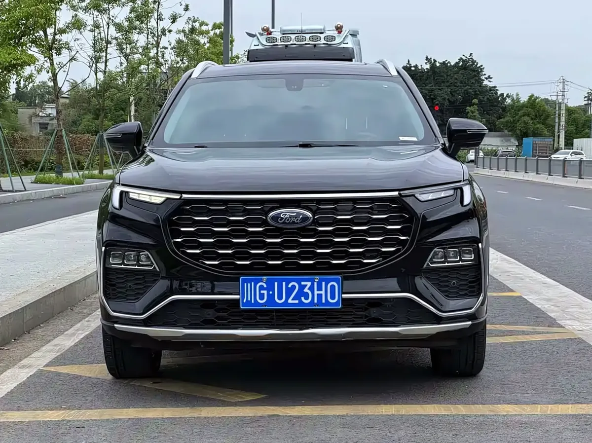 FORD EQUATOR ECOBOOST 225 PLATINUM EDITION 7-SEATER 2023