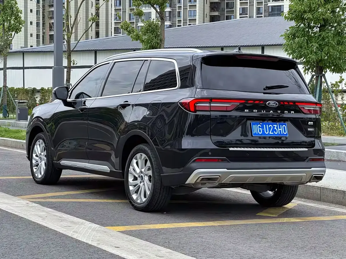 FORD EQUATOR ECOBOOST 225 PLATINUM EDITION 7-SEATER 2023