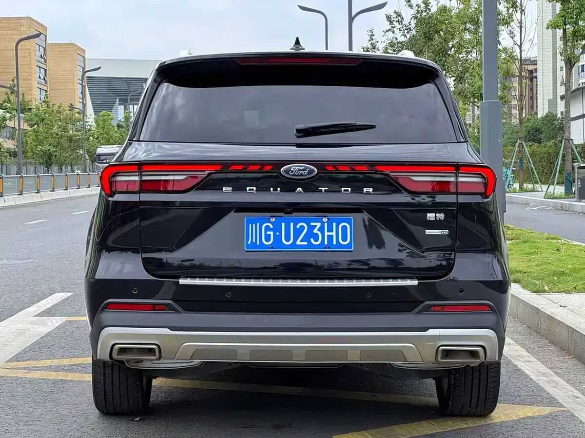 FORD EQUATOR ECOBOOST 225 PLATINUM EDITION 7-SEATER 2023