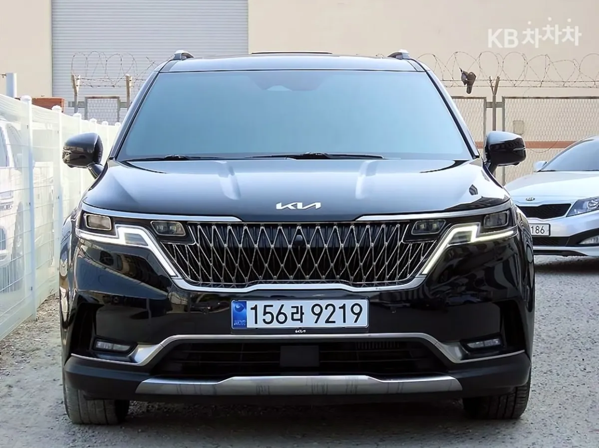 KIA CARNIVAL NOBLESSE 2022
