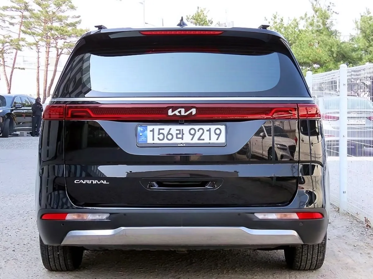 KIA CARNIVAL NOBLESSE 2022