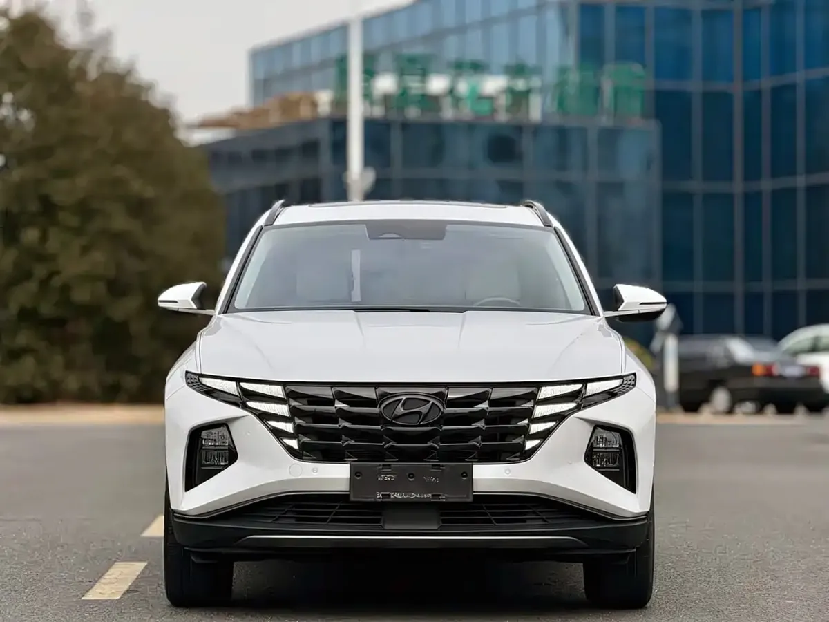 HYUNDAI TUCSON 2.0L HYBRID PREMIUM EDITION 2022