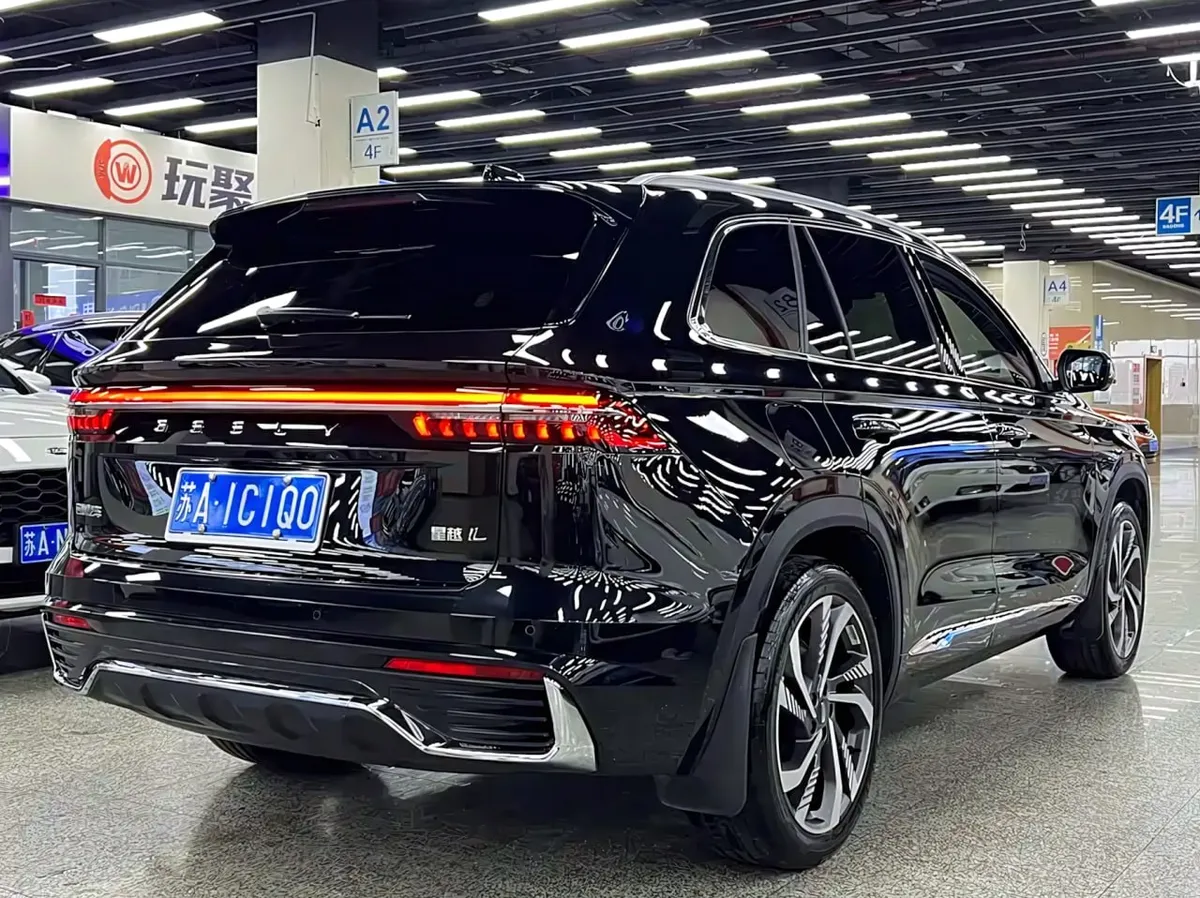 GEELY MONJARO 2.0TD HIGH-POWER AUTOMATIC 2WD SKY EDITION 2024