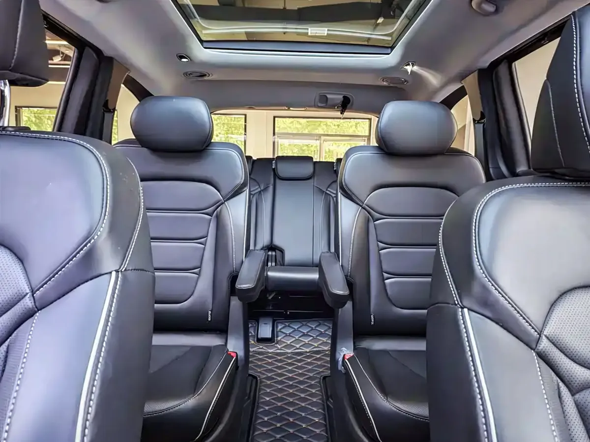 HYUNDAI CUSTO 270TGDI PREMIUM EDITION LUX 2023