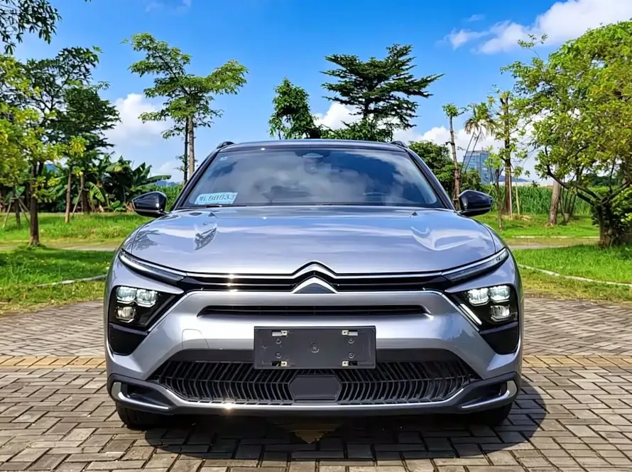 CITROEN C5 X VERSAILLES 1.6T A POWERFUL START TO THE YEAR OF THE TIGER EDITION 2023