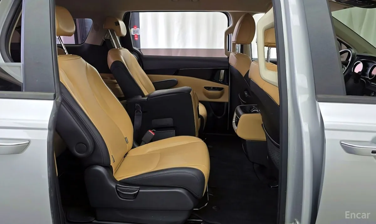 KIA CARNIVAL 2.2 VGT 11-SEATER PRESTIGE 2022