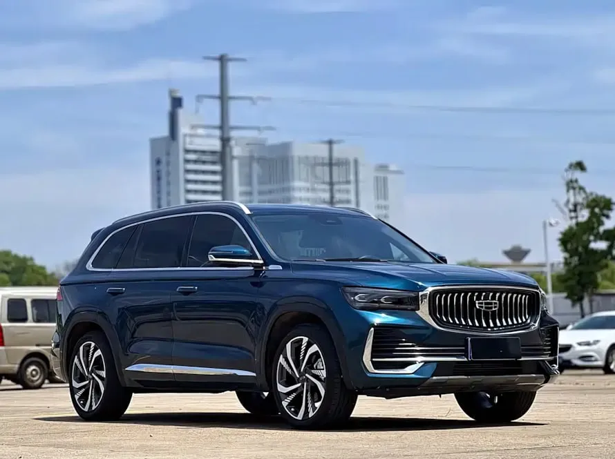 GEELY MONJARO 2.0TD HIGH-POWER AUTOMATIC TWO-WHEEL DRIVE FLAGSHIP EDITION (ФЛАГМАН) 2023