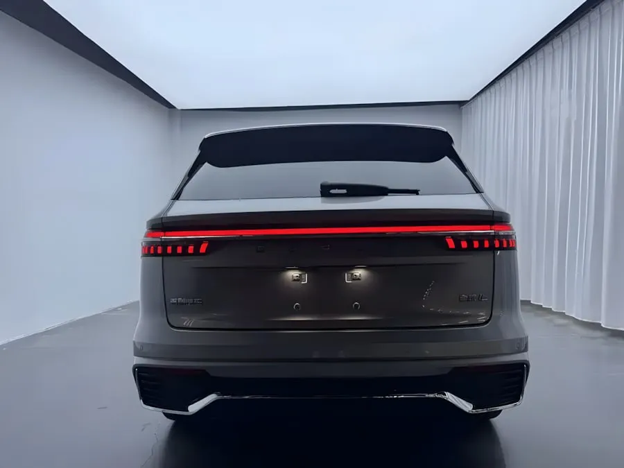 GEELY MONJARO FLAGSHIP EDITION (МАКСИМАЛЬНОЕ РОСКОШНОЕ ИСПОЛНЕНИЕ) 2023