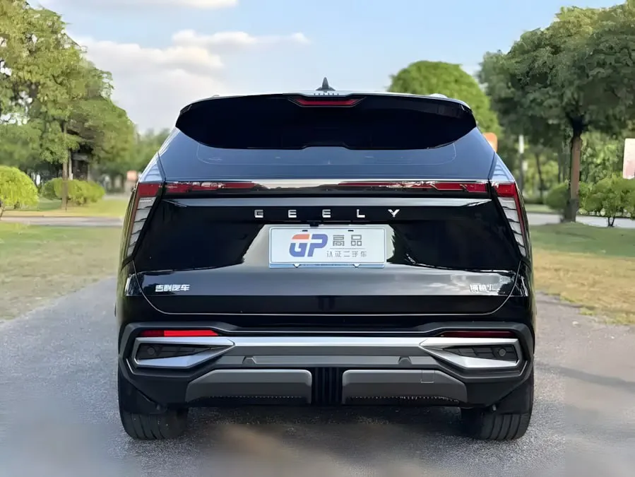 GEELY BOYUE L PREMIUM EDITION (СБАЛАНСИРОВАННОЕ ТЕХНОЛОГИЧНОЕ ИСПОЛНЕНИЕ) 2022