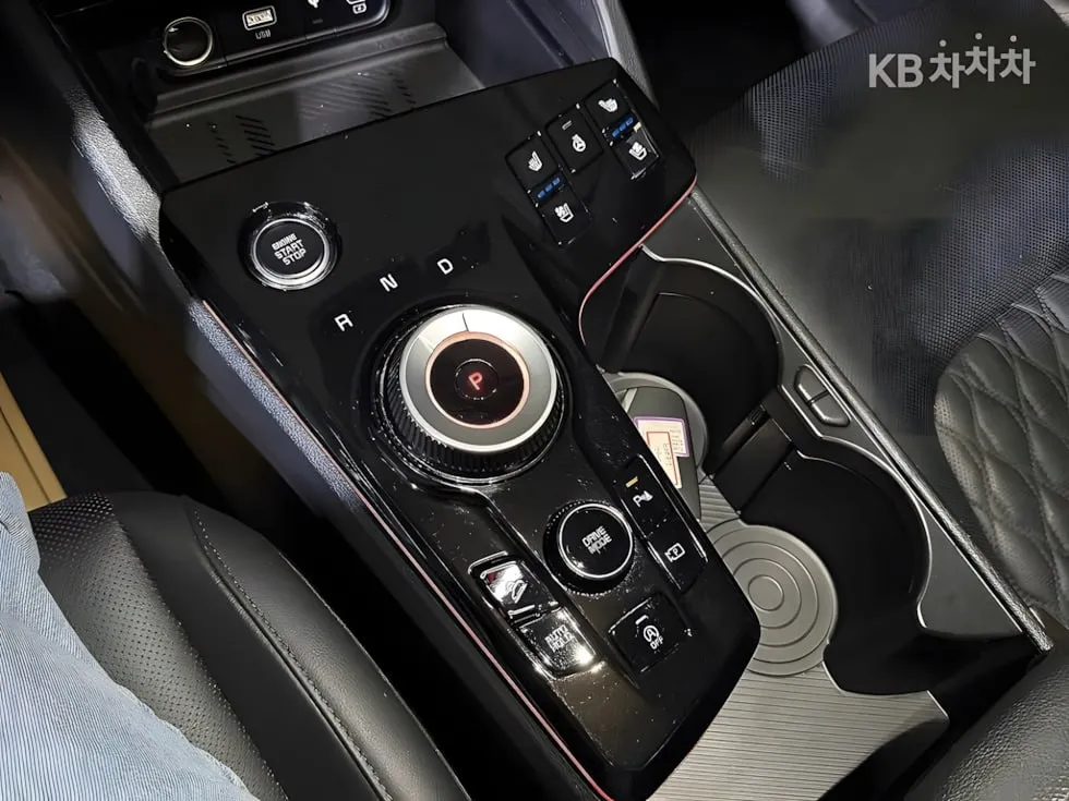 KIA SPORTAGE D2 SIGNATURE + ВСЕ ТОПОВЫЕ ДОП. ПАКЕТЫ (STYLE MONITORING PREMIUM BUILT-IN CAM) 2022