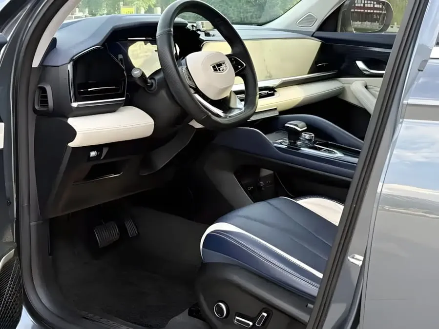 GEELY MONJARO THOR HI F HYBRID SUPER XUN 2022