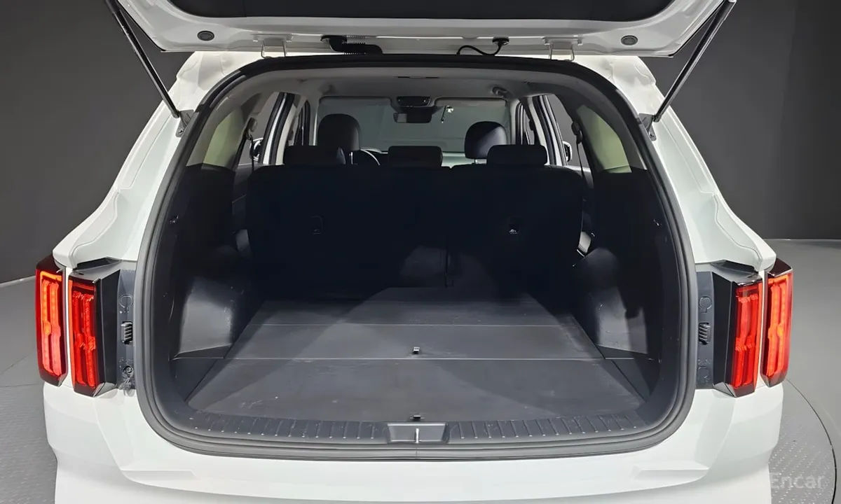 KIA SORENTO TRENDY + БОГАТЫЕ ЗАВОДСКИЕ ПАКЕТЫ (STYLE DRIVE WISE 10.25-INCH NAVIGATION SNOW WHITE PEARL) 2022