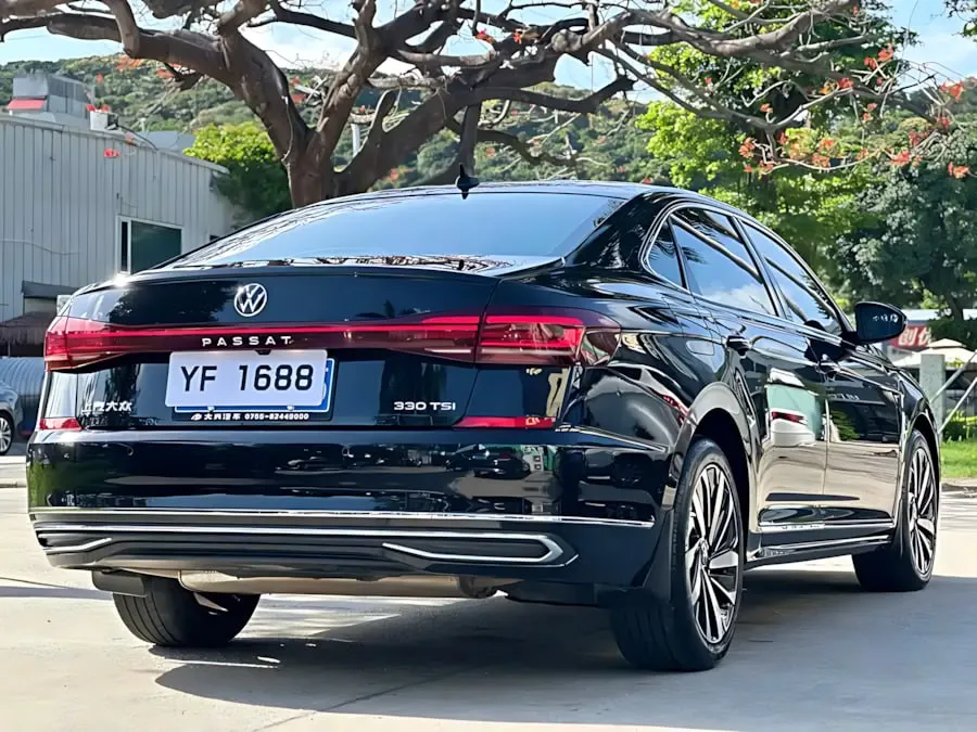 VOLKSWAGEN PASSAT STARRY SKY LUXURY EDITION 2022