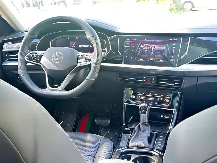 VOLKSWAGEN PASSAT STARRY SKY LUXURY EDITION 2022