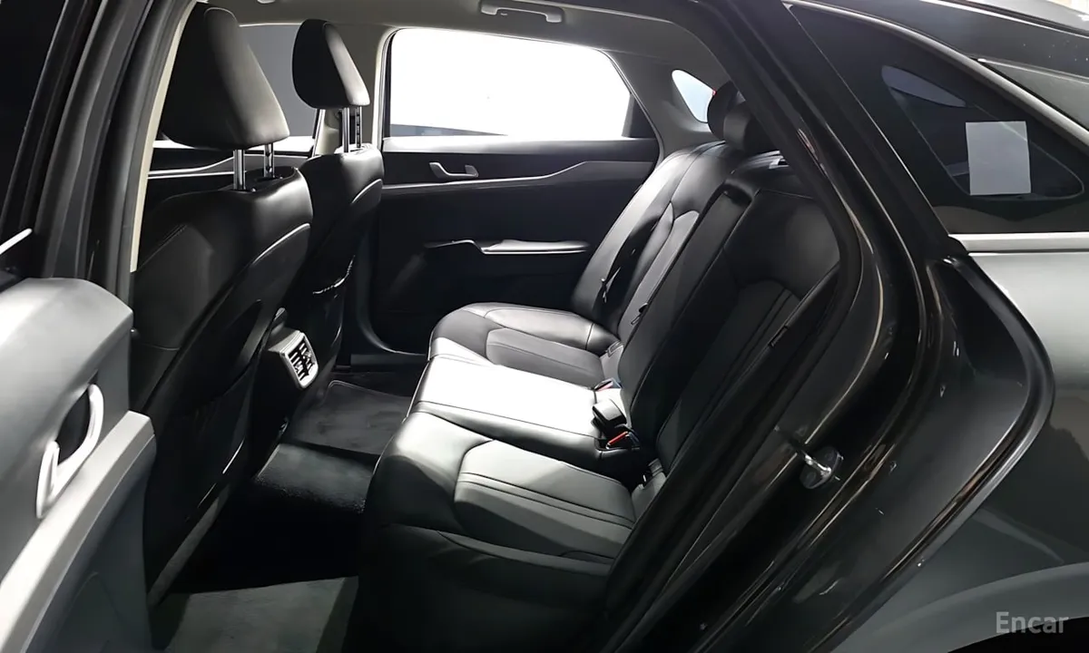KIA K5 PRESTIGE С ПАКЕТОМ ОПЦИЙ COMFORT 2022