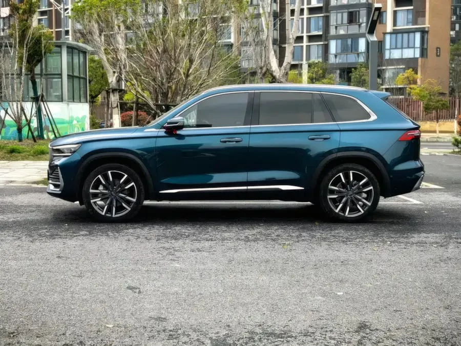 GEELY MONJARO SMART EDITION (МАКСИМАЛЬНЫЙ НАБОР ДОРОЖНЫХ АССИСТЕНТОВ И ПРЕМИУМ-ОПЦИЙ) 2022