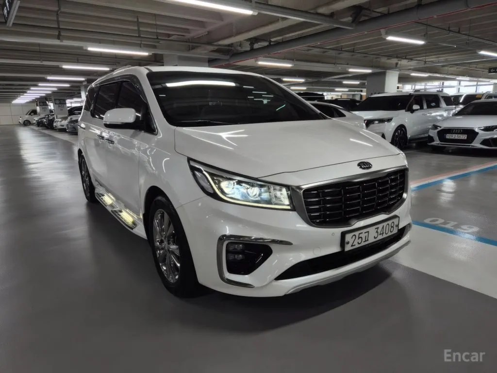 KIA CARNIVAL 9-МЕСТНАЯ ВЕРСИЯ БОГАТОЕ ОСНАЩЕНИЕ 2019