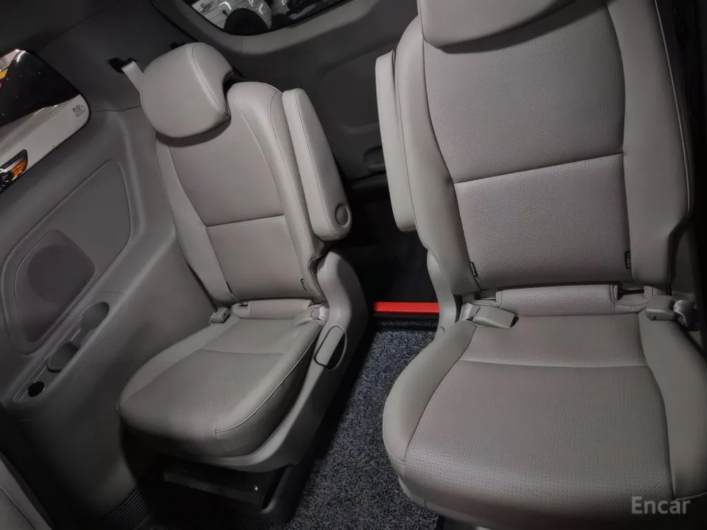 KIA CARNIVAL 9-МЕСТНАЯ ВЕРСИЯ БОГАТОЕ ОСНАЩЕНИЕ 2019