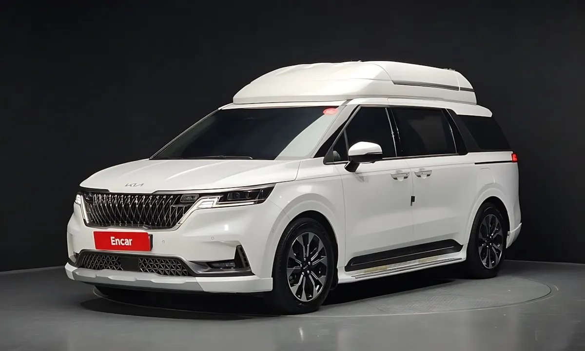 KIA CARNIVAL NOBLESSE 2023