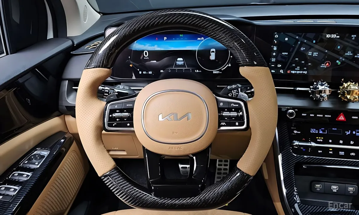 KIA CARNIVAL NOBLESSE 2023