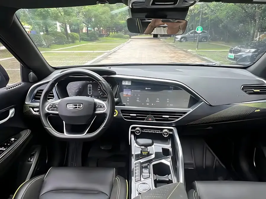 GEELY XINGYUE 2.0T AT LIGHTNING EDITION (МАКСИМАЛЬНАЯ 2WD) 2022