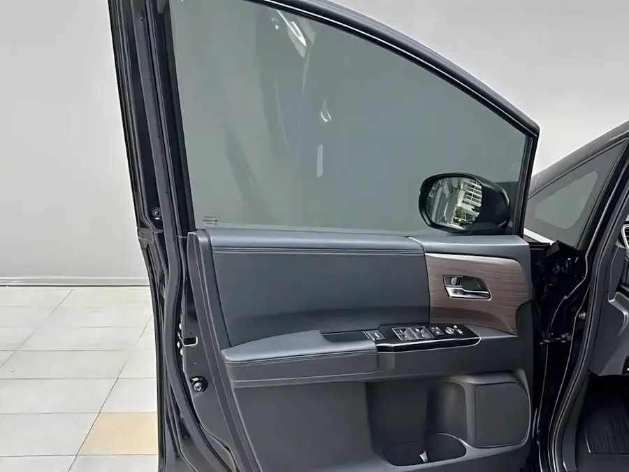 HONDA ODYSSEY 2.0L E HEV ELITE EDITION (МАКСИМАЛЬНАЯ В КНР) 2022