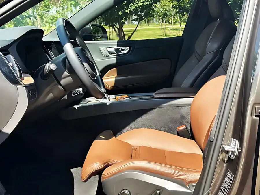 VOLVO XC60 B5 AWD INSCRIPTION LUXURY EDITION (МАКСИМАЛЬНАЯ ДЛЯ ЭТОГО МОТОРА) 2022