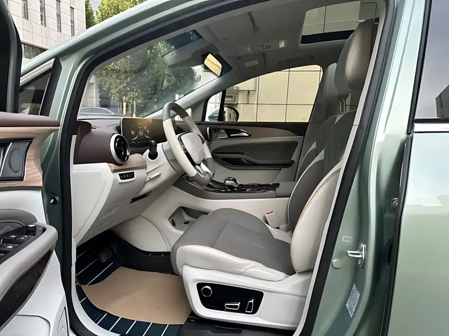 DONGFENG FORTHING YACHT 1.5T DCT WAVE CHASER EDITION (НА МАКСИМАЛЬНОМ ЗАВОДСКОМ ДООСНАЩЕНИИ) 2023