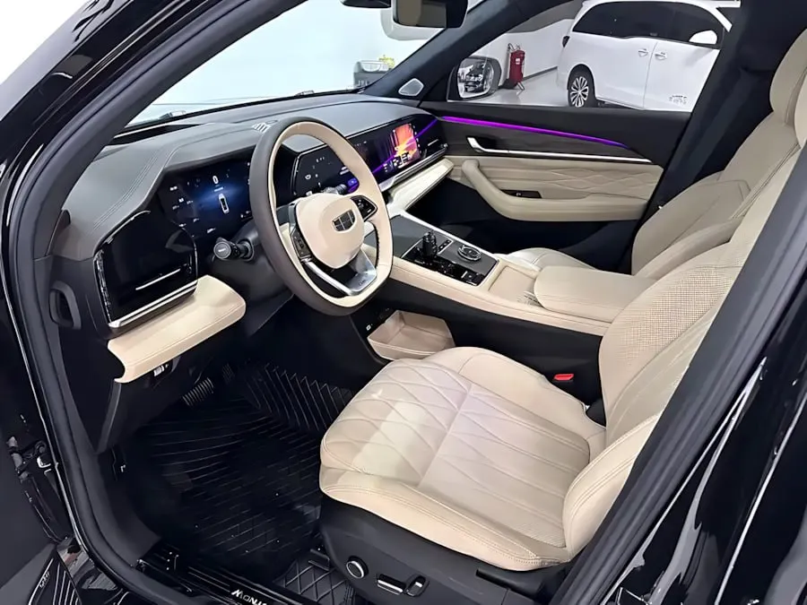 GEELY XINGYUE L 2025