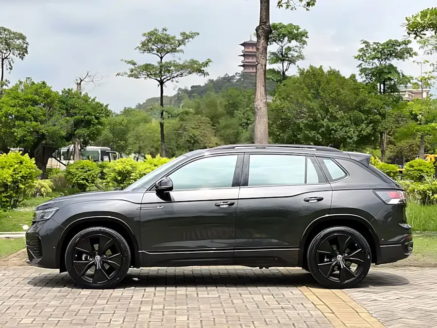 VOLKSWAGEN TAYRON AWD R-LINE PRO SMART EDITION 2023