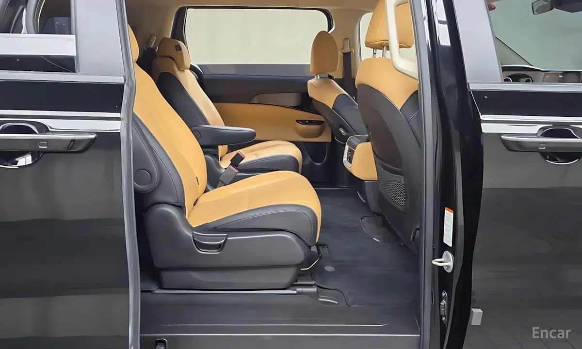 KIA CARNIVAL 2.2D AT 9-SEATER PRESTIGE (С ПАКЕТАМИ POWER DOORS STYLE NAV 12.3) 2022