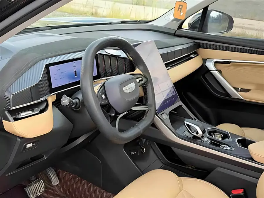 GEELY BOYUE L 1.5TD DCT PREMIUM EDITION (ПЛАТФОРМА CMA) 2023