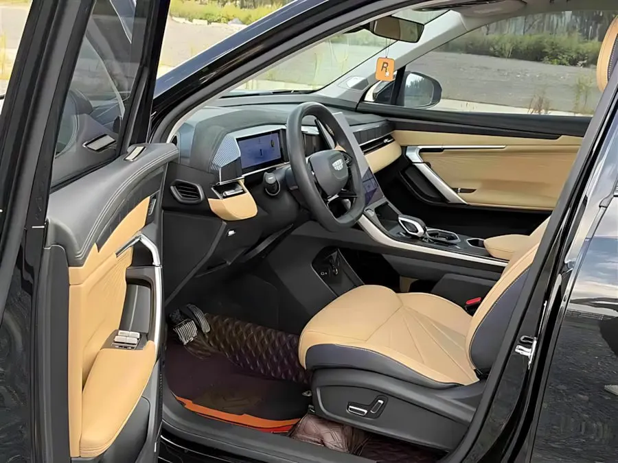 GEELY BOYUE L 1.5TD DCT PREMIUM EDITION (ПЛАТФОРМА CMA) 2023