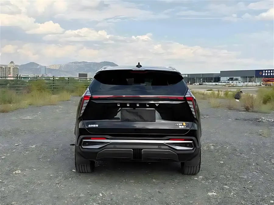 GEELY BOYUE L 1.5TD DCT PREMIUM EDITION (ПЛАТФОРМА CMA) 2023